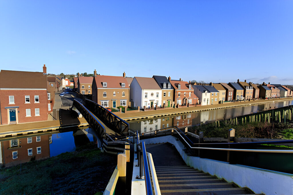 Professional roof cleaning services in Cheltenham for residential and commercial properties